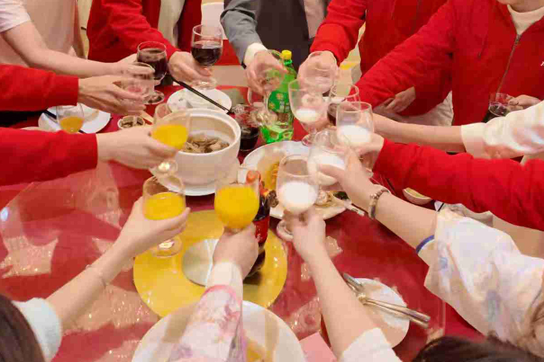 Blog công ty mới nhất về Điểm nổi bật của cuộc họp thường niên Joydenta - 26 tháng 12 năm 2025